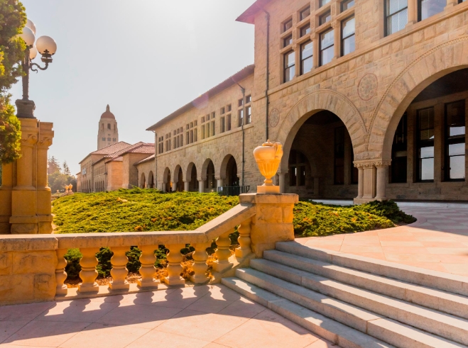 Do Most Stanford Students Live On Campus